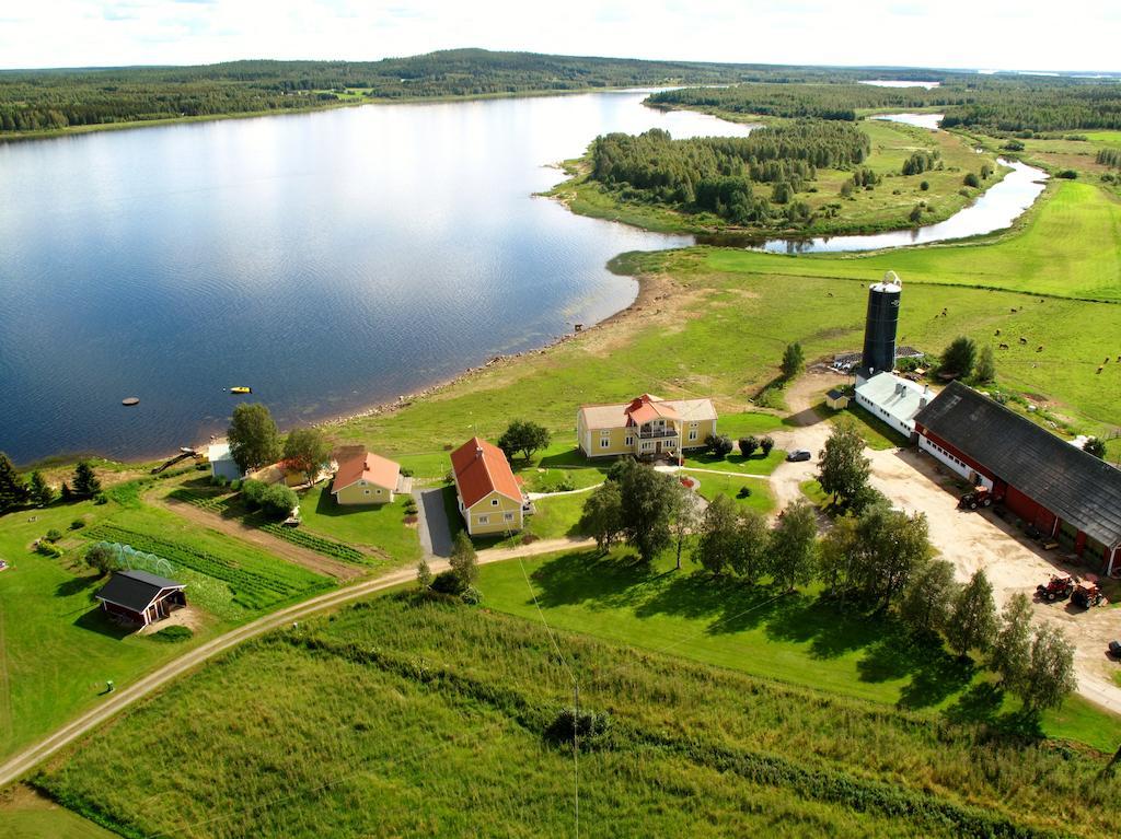 Korpikylä Nivagardenヴィラ エクステリア 写真