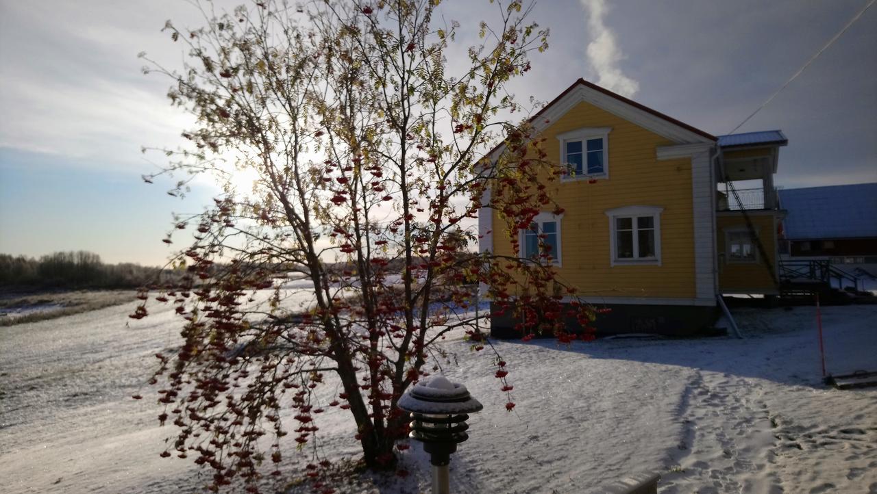 Korpikylä Nivagardenヴィラ エクステリア 写真